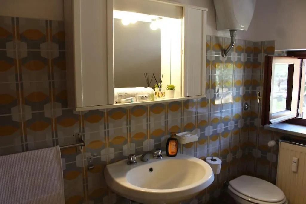 Spazioso Appartamento Castel di Leva