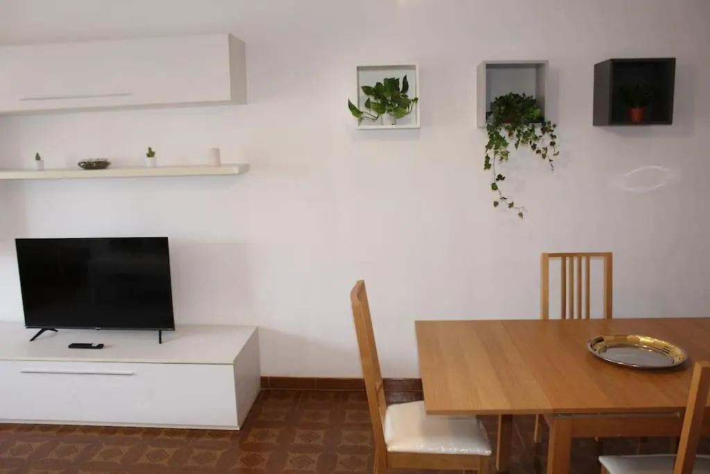 Spazioso Appartamento Castel di Leva