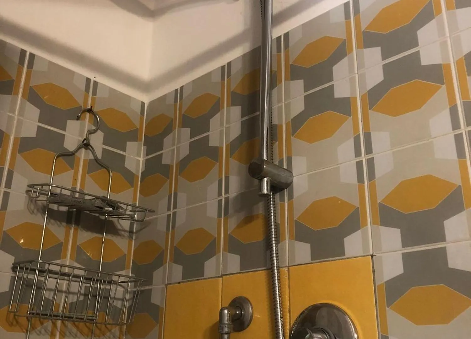 Apartment Spazioso Appartamento Castel di Leva